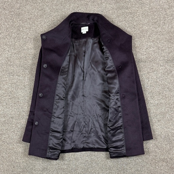 Winter coat - Picture 3 of 9